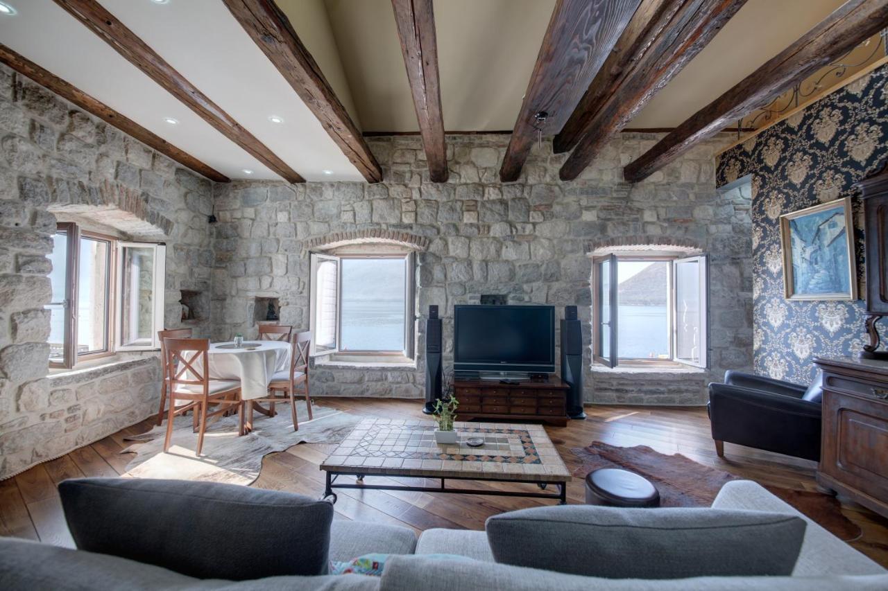 Kazerma Apartment Perast Eksteriør billede
