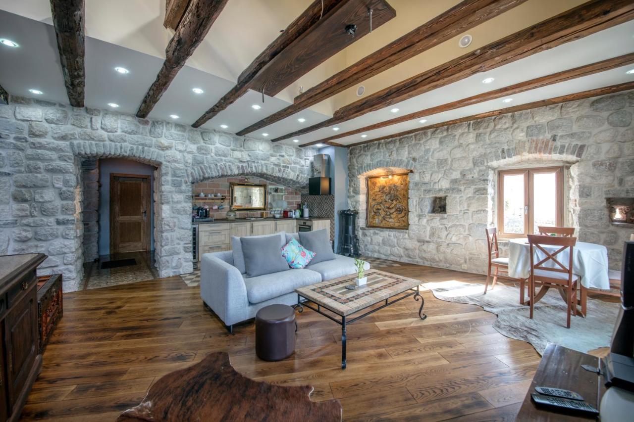 Kazerma Apartment Perast Eksteriør billede