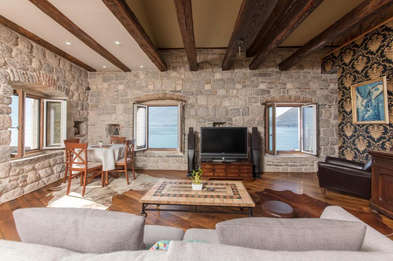 Kazerma Apartment Perast Eksteriør billede