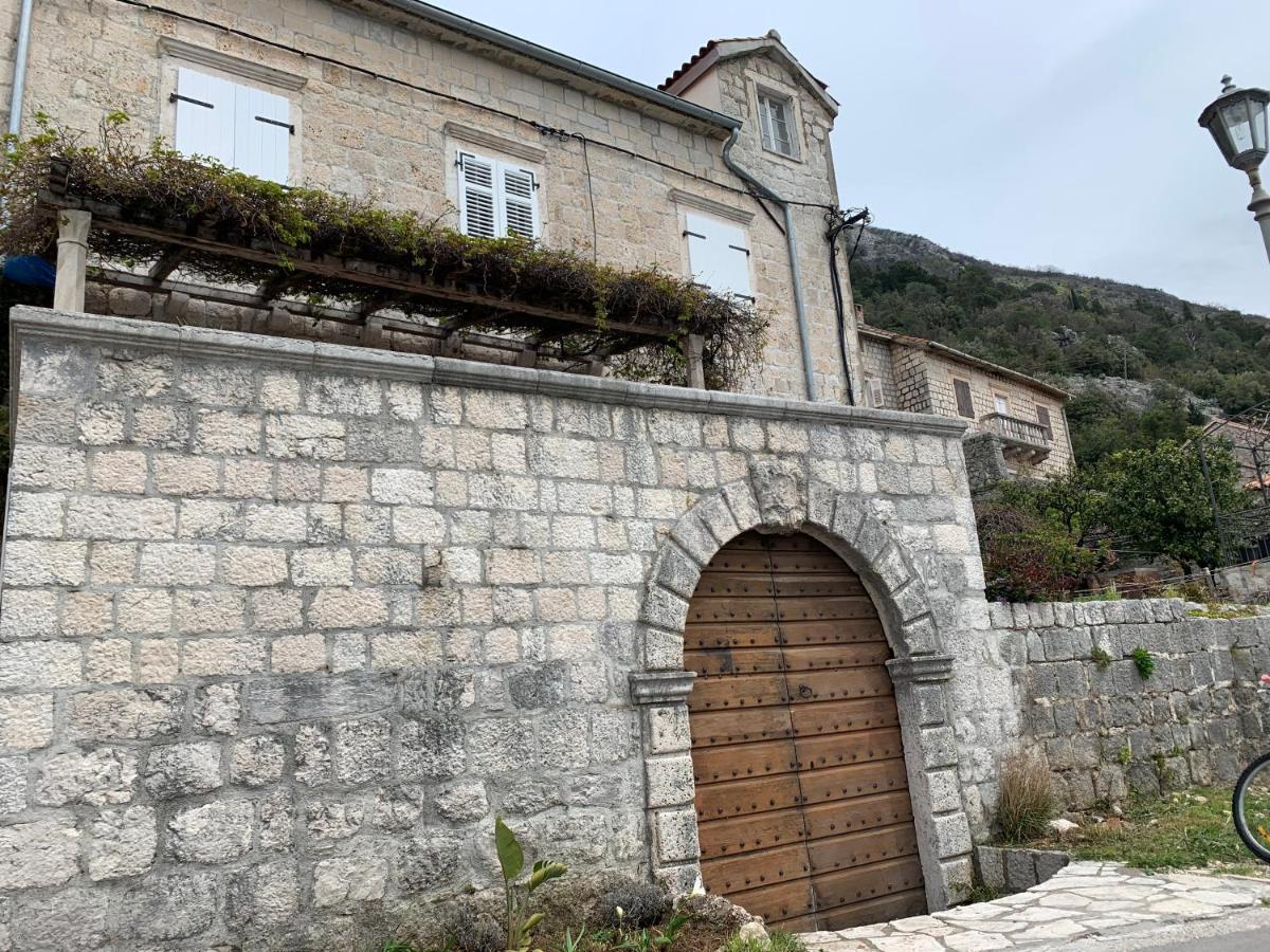 Kazerma Apartment Perast Eksteriør billede